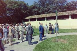 Cerimônia de inauguração da “Praça Vital Brazil Mineiro da Campanha 1865-1950”. Descerramento de ...