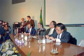 Solenidade de Inauguração de novos laboratórios pelo Ministro da Saúde Seigo Tsuzuki e assinatura...