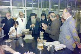 Visita do patriarca da Igreja Ortodoxa. Em pé da esquerda para a direita, 2º Dr. Fauze Carlos, ac...