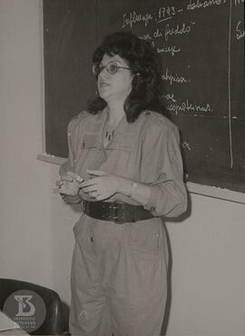 Palestra “Influenza: Aspectos Imunológicos”.Dra. Dalva Portari Mancini, realizando apresentação.