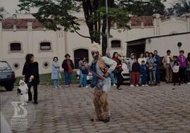 Apresentação de Bumba meu boi com o Grupo Cupuaçu Danças Brasileiras realizada ao lado do Museu B...