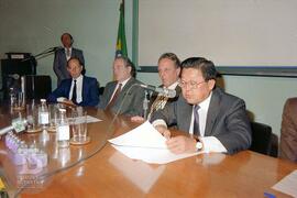 Solenidade de Inauguração de novos laboratórios pelo Ministro da Saúde Seigo Tsuzuki e assinatura...