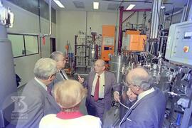 Reinauguração do Laboratório de Artrópodes. Visita ao Laboratório, em primeiro plano, da esquerda...