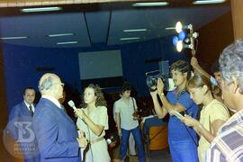 Bruno Soerensen Cardozo dando entrevista no auditório do Museu Biológico.