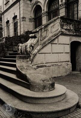 Entrada do edifício Pavilhão Lemos Monteiro