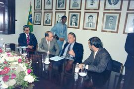 Instituição da Fundação Butantan. Lavramento de escritura realizado na sala de reuniões da Casa A...