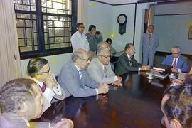 Mário Augusto Jorge de Castro Lima (Ministro da Saúde), reunião em sala da Casa Afrânio do Amaral...