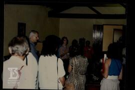 Curso para  Guia de Turismo ministrado por Dora Shellard Correa. Interior do Museu Histórico, em ...