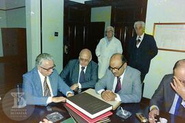 Mário Augusto Jorge de Castro Lima (Ministro da Saúde), reunião em sala da Casa Afrânio do Amaral...