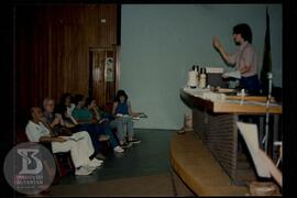 Curso para  Guia de Turismo ministrado por Dora Shellard Correa. Auditório do Museu Biológico, vi...