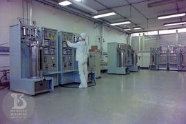 Interior de Laboratório, fermentadores de 50 L. para cultivo de B. pertussis