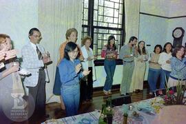 Comemoração realizada em Sala da Casa Afrânio do Amaral. Foto de grupo de funcionários