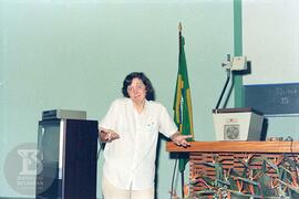 Simpósio Internacional sobre Vacinas Sintéticas e por Engenharia Genética. Dra. Lucile M. Floeter...