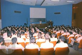 Palestra para o exército no Auditório do Museu - Vista do público