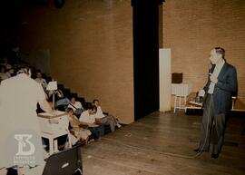 I Encontro de Pesquisa Científica realizado no Instituto Butantan. No palco da esquerda para a di...