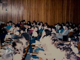 Retrospectiva do Instituto Butantan de 1988. Vista do público.