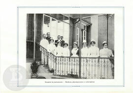 Hospital de Isolamento - Médicos, pharmaceutico e enfermeiras