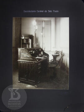 [Sala do diretor do Desinfectório Central]