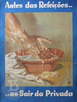 Antes das refeições ... Ao sair da privada